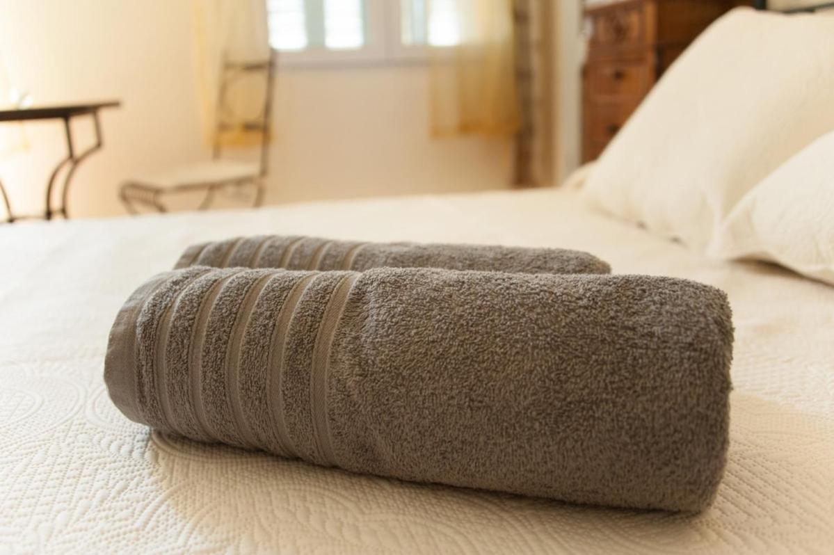 Maison Pelissier Bed And Breakfast With Sweeming Pool Cuxac-dʼAude Dış mekan fotoğraf