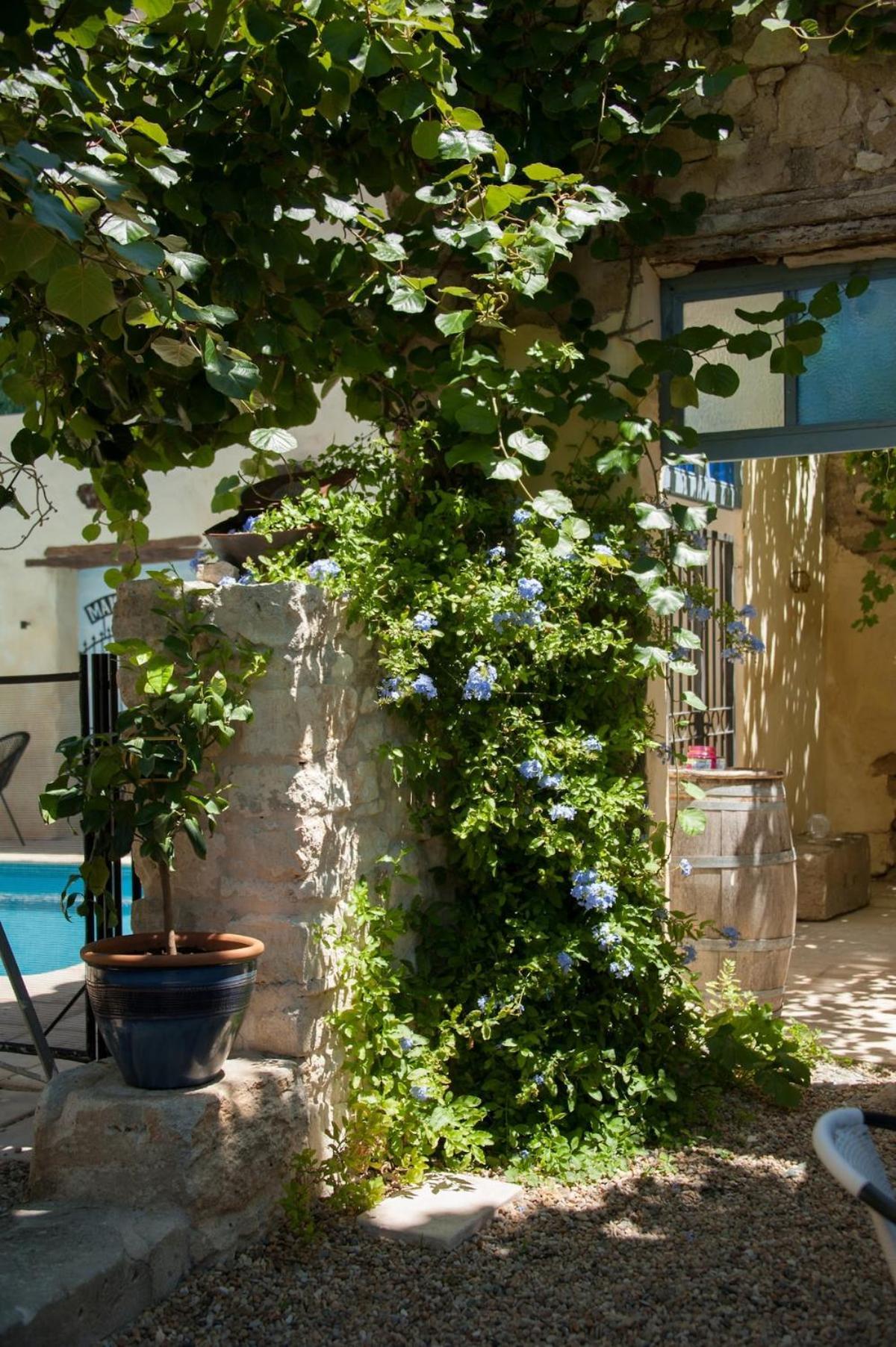 Maison Pelissier Bed And Breakfast With Sweeming Pool Cuxac-dʼAude Dış mekan fotoğraf